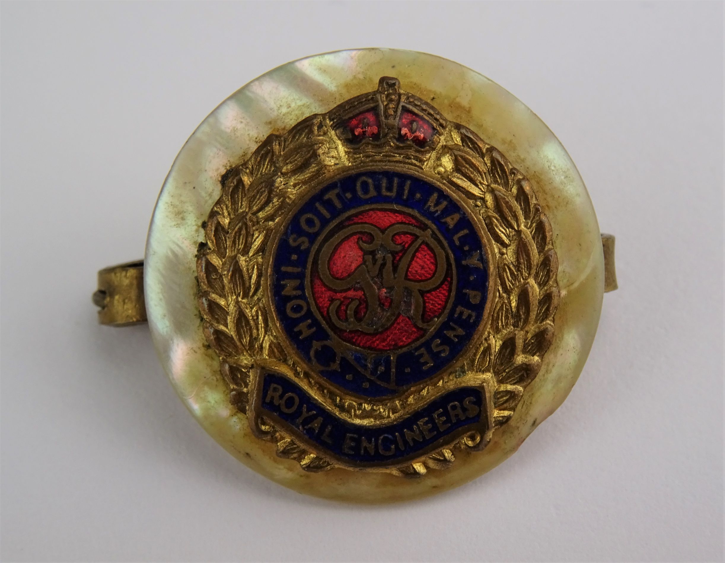 Sweetheart Brooches, Badges & Insignia: ROYAL ENGINEERS MOTHER OF PEARL ...